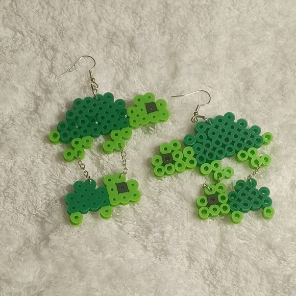 Viviana's handmade Turtles earrings Dark green light green,light blue royal blue - Picture 2 of 3